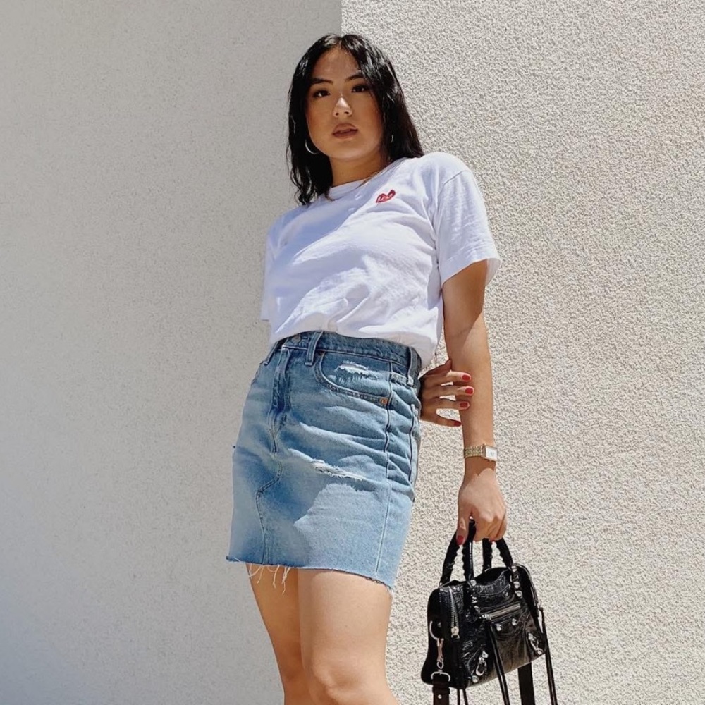 Levi's Deconstructed Denim Mini Skirt Size 27, Blue Wash Distressed (Sm/Med)